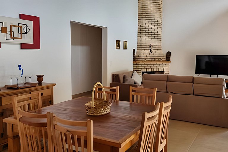 Chacara em Ibiuna: Sol, Piscina e Natureza