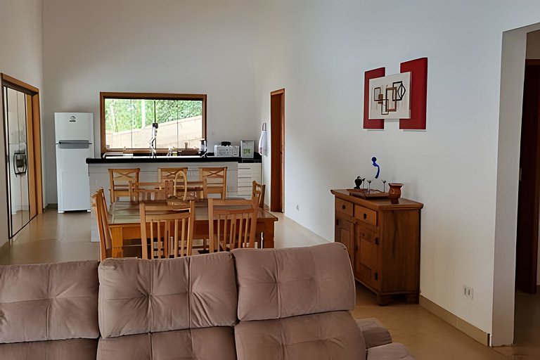 Chacara em Ibiuna: Sol, Piscina e Natureza