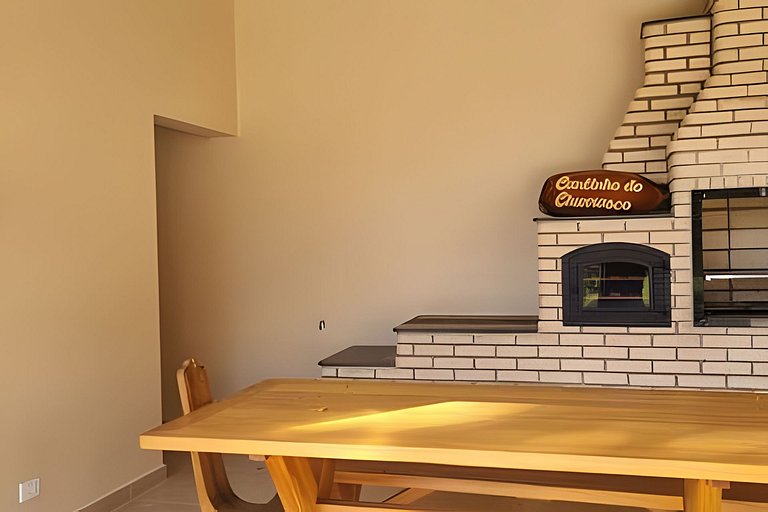 Chacara em Ibiuna: Sol, Piscina e Natureza