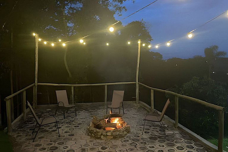 Chácara com Bela Vista em Ibiuna - cond fechado