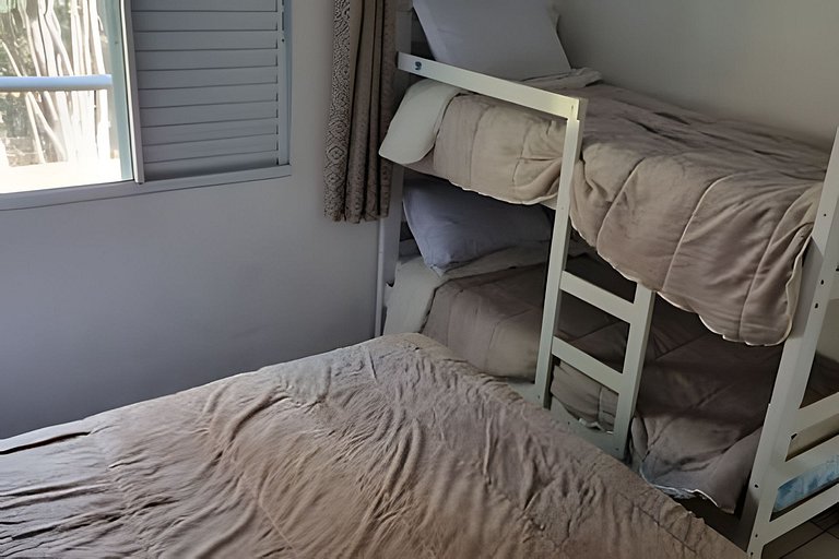 Chácara com Bela Vista em Ibiuna - cond fechado