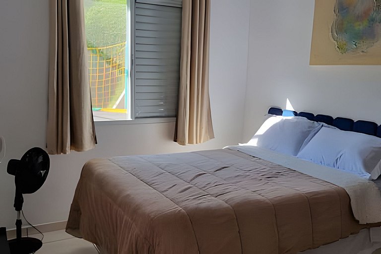 Chácara com Bela Vista em Ibiuna - cond fechado