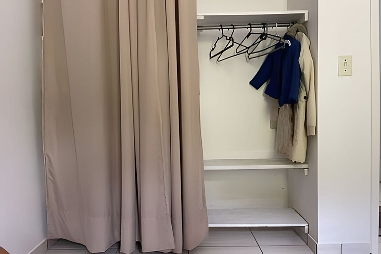 Chácara com Bela Vista em Ibiuna - cond fechado