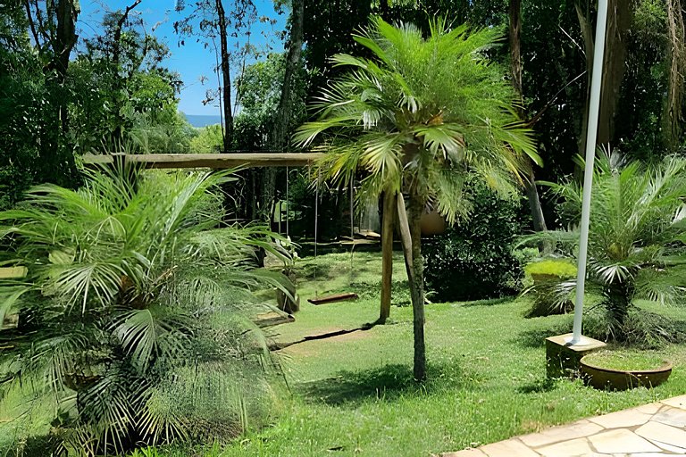 Casa de Campo em Ibiuna em meio à natureza
