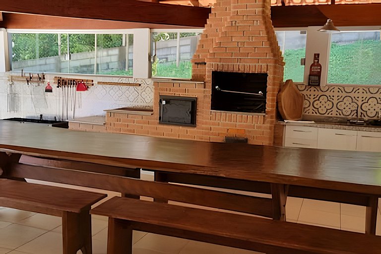 Casa de Campo em Ibiuna em meio à natureza