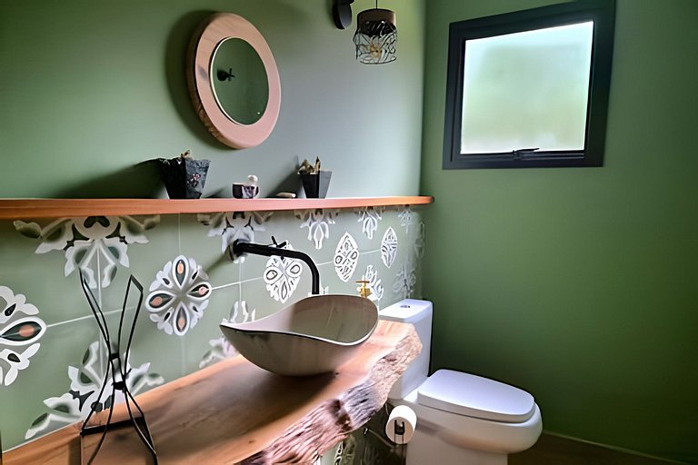 Casa, Pequeno Bosque e vista para Horizonte