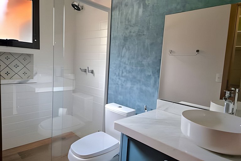 Casa, Pequeno Bosque e vista para Horizonte