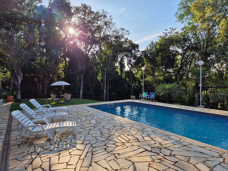 Casa de Campo em Ibiuna em meio à natureza